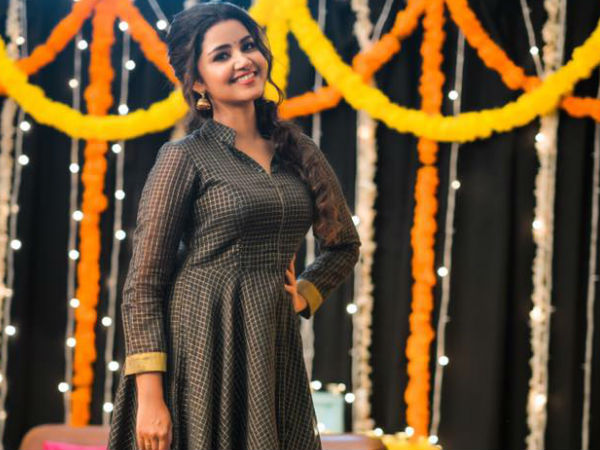 വടിവൊത്ത അഴക്