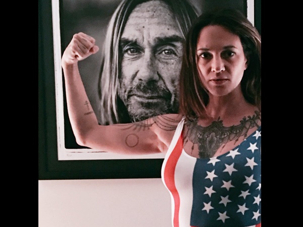 സംവിധായകന്‍ ഉപദ്രവിച്ചു