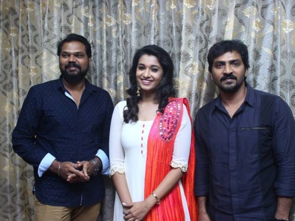 നായകനെക്കുറിച്ച്