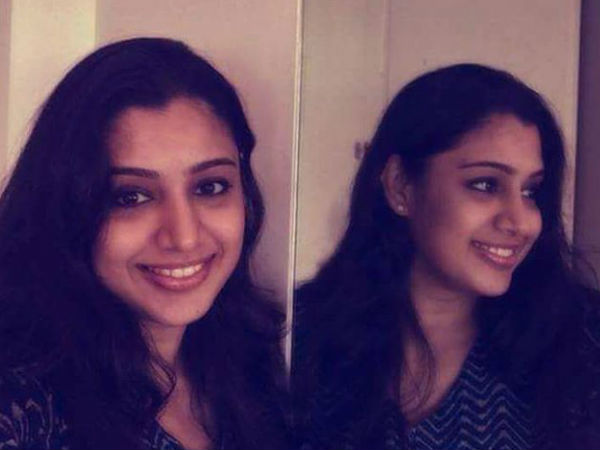 മിറര്‍ സെല്‍ഫി