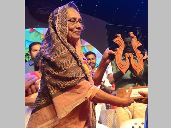 എതിര്‍പ്പുകളെ അവഗണിച്ച്