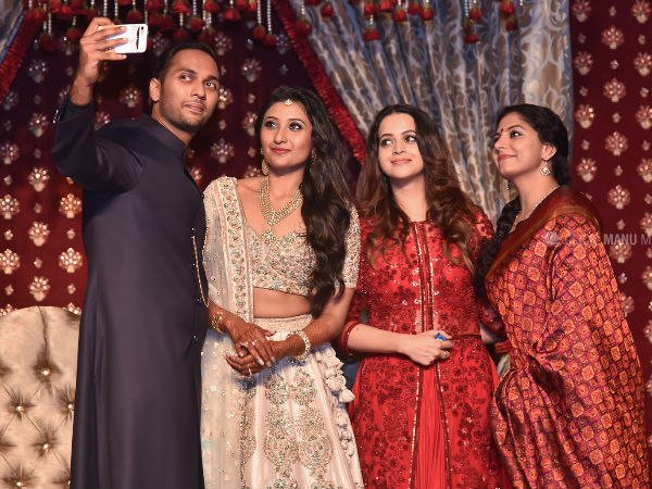 സെല്‍ഫി ടൈം