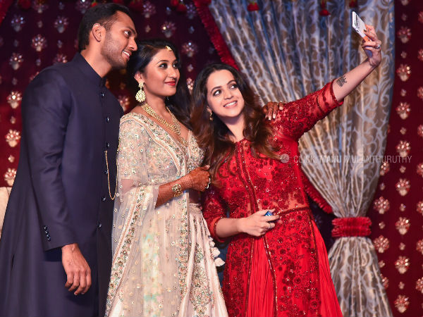 ലാലിന്‍റെ മകളുടെ നിശ്ചയ ചടങ്ങില്‍ തിളങ്ങി നിന്നു