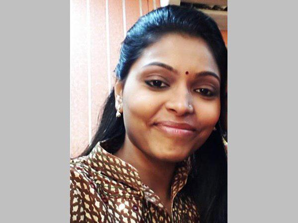 കിടക്ക പങ്കിടാന് ക്ഷണിച്ചു