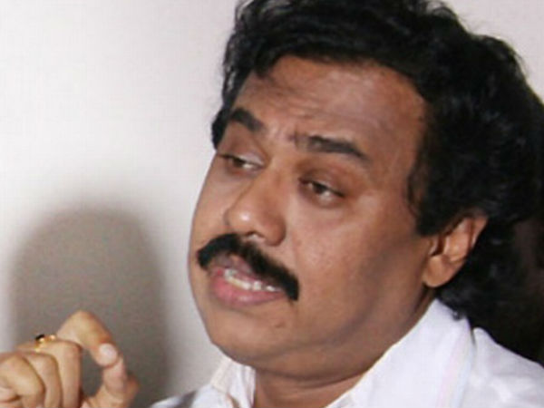 മൂന്ന് നായികമാര്‍