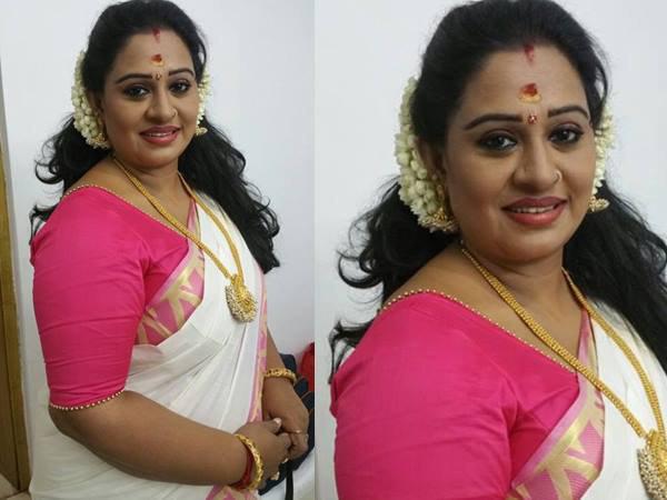 ബീനാ ആന്റണിക്ക് ലഭിക്കുന്നത്