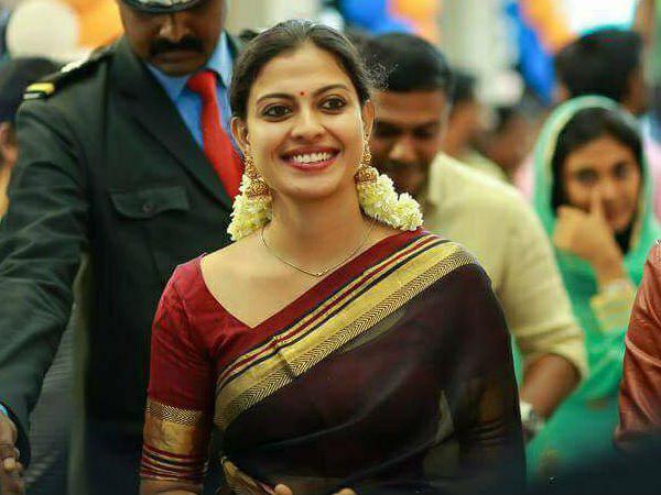 ലാഫിങ് വില്ലയില്‍