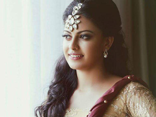 അനുശ്രീ എന്ന് കേട്ടാല്‍