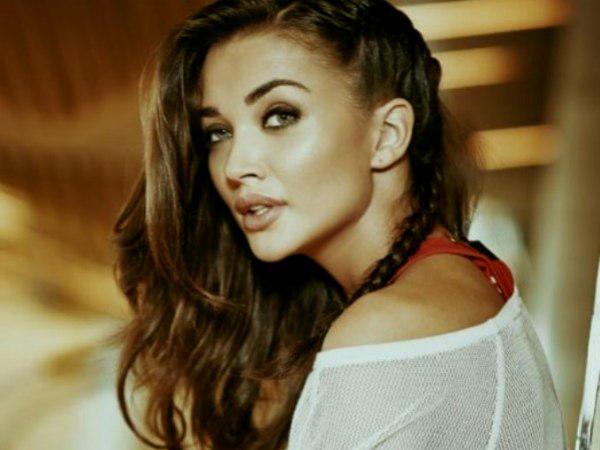 2.0 യില്‍ എമി 