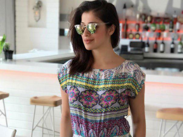 അമിതമായി സെക്‌സിയായോ.. 