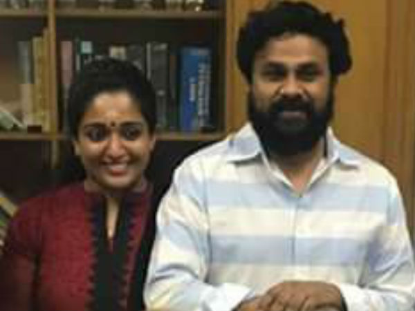 പോലീസ് അകമ്പടിയോടെ വീട്ടിലെത്തി