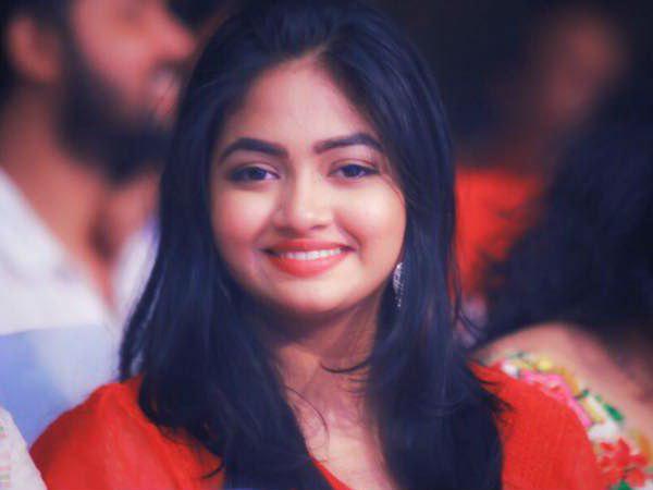 സീരിയലിലേക്ക് 