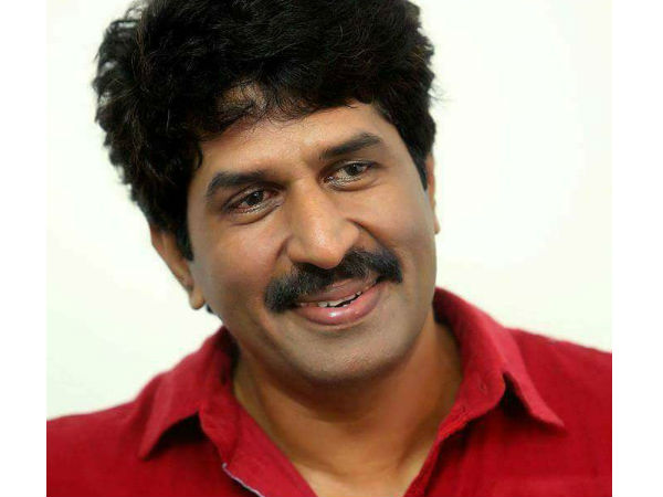 സംഘാടകര്‍ ഇടഞ്ഞു