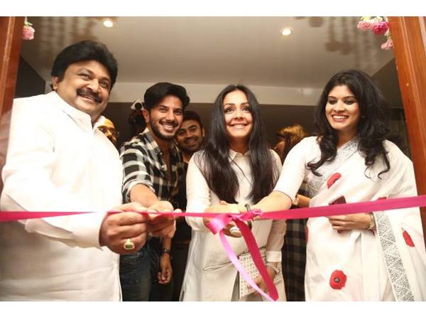 ഉദ്ഘാടനത്തിനായി എത്തിയത്