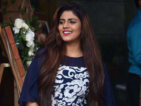 പരോളില്‍ 