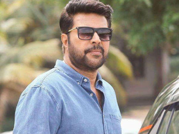 ലുക്ക് കണ്ടാ... 