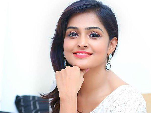 ഉണ്ണി മുകുന്ദനൊപ്പം 