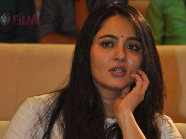 പാരയായി 