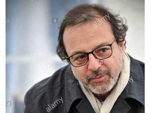  സാര്‍വദേശീയമായ പ്രശ്‌നങ്ങളെയാണ് താങ്കള്‍ സിനിമയിലൂടെ പറയുവാന്‍ ഉദ്ദേശിക്കുന്നത്?