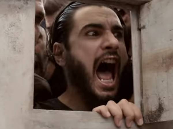 ക്രൂരമായ പ്രതികാരം 