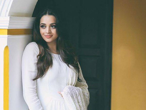 തമിഴില്‍ ഹിറ്റായി