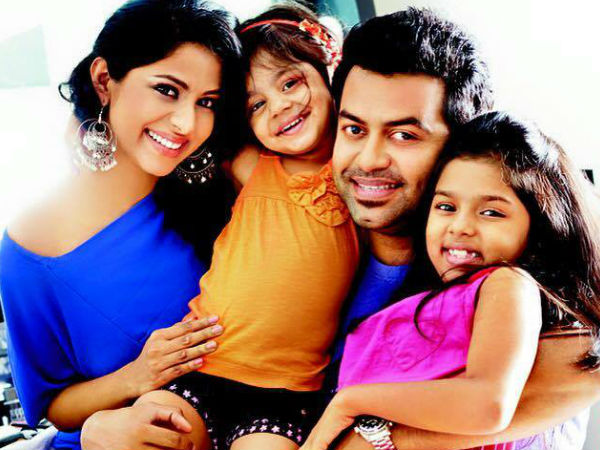 ഇന്ദ്രനും പൃഥ്വിക്കും പിന്നാലെ