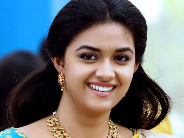 നായികയായി തുടക്കം 