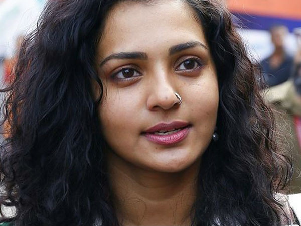 കൂവാനാണ് തോന്നുന്നത്