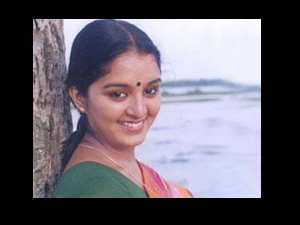 വീട്ടിലിരുന്നപ്പോഴും സന്തോഷവതിയായിരുന്നു