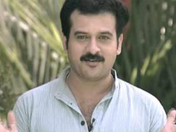 സാജന്റെ കാലിലേക്ക്