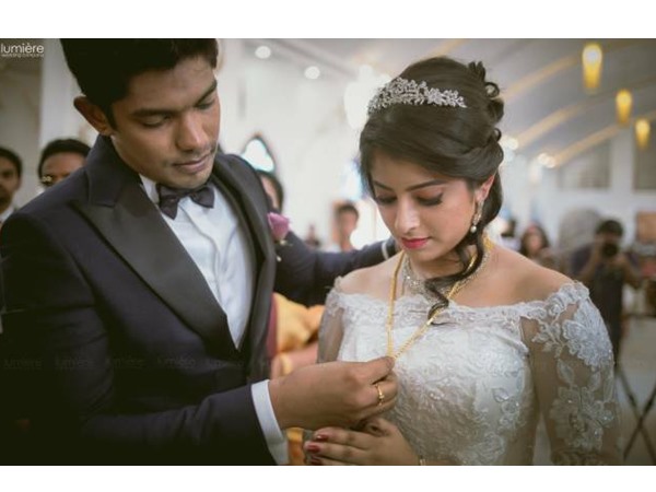 ഐമയുടെ നായകന്‍