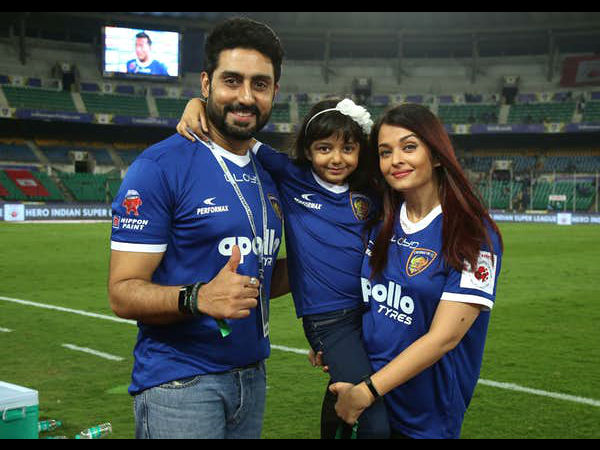 മൂവരും ഒരുമിച്ച് പോസ് ചെയ്തു