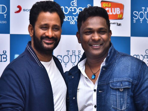 ഞാനല്ല നടന്‍