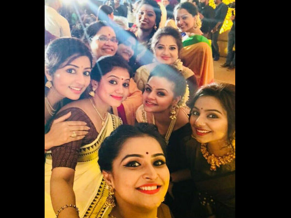 പെണ്‍ശക്തി