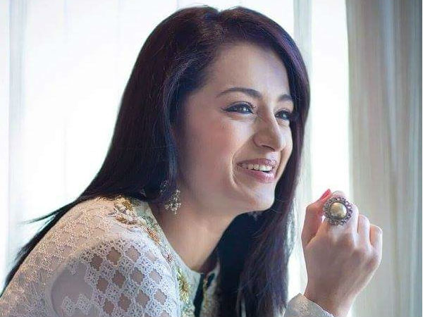 വെട്ടിലായ തൃഷ 