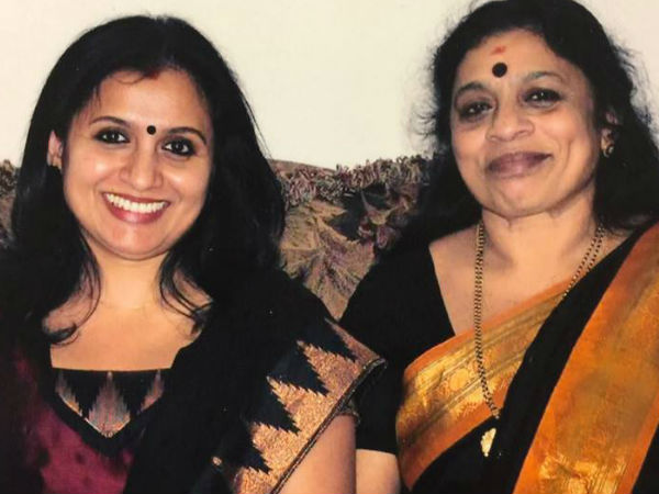 അമ്മയ്‌ക്കൊപ്പം