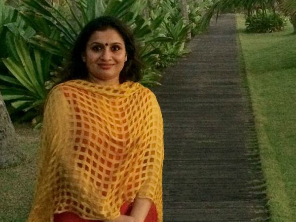 തിരക്കിലായി