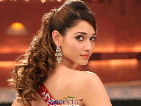  പോസ്റ്റീവ് എനർജി ലേഡി