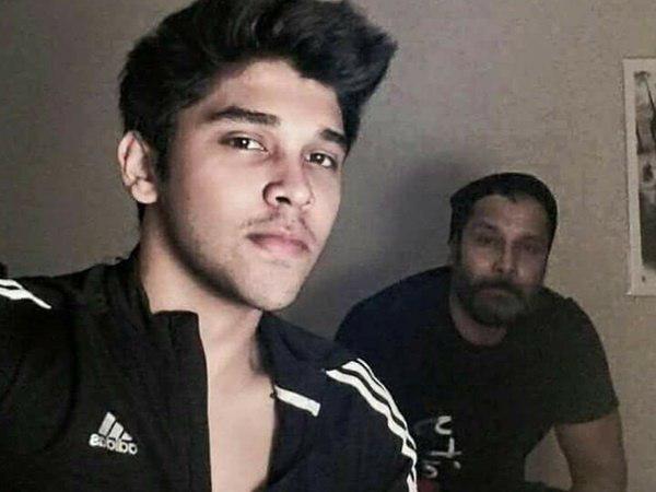 ഒടുവില്‍ വന്നു