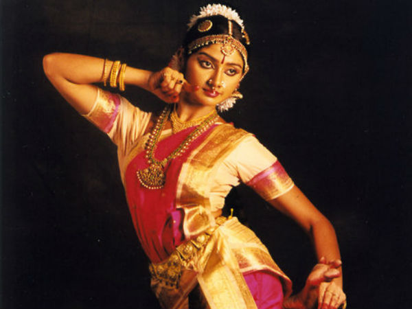 നായികയാവുന്നതിനെക്കുറിച്ച്