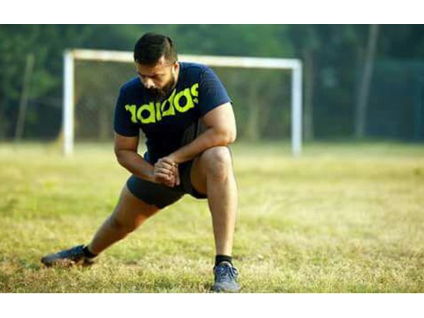 പാട്ട് പുറത്ത് 