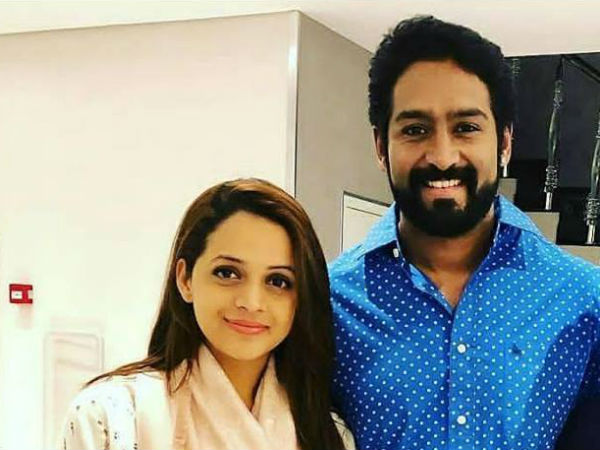 നവീന്റെ പൂര്‍ണ്ണ പിന്തുണ