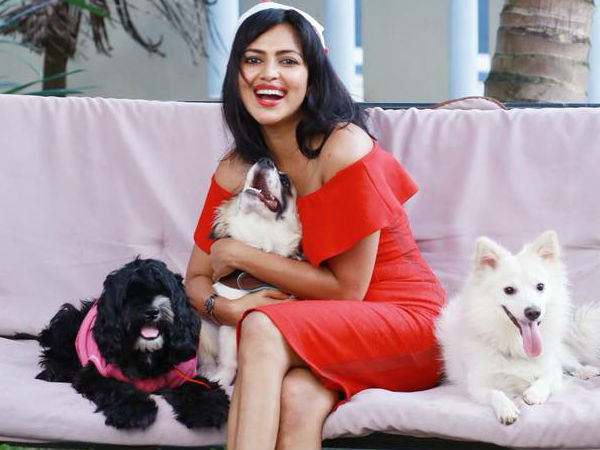 തമിഴിലേക്ക്