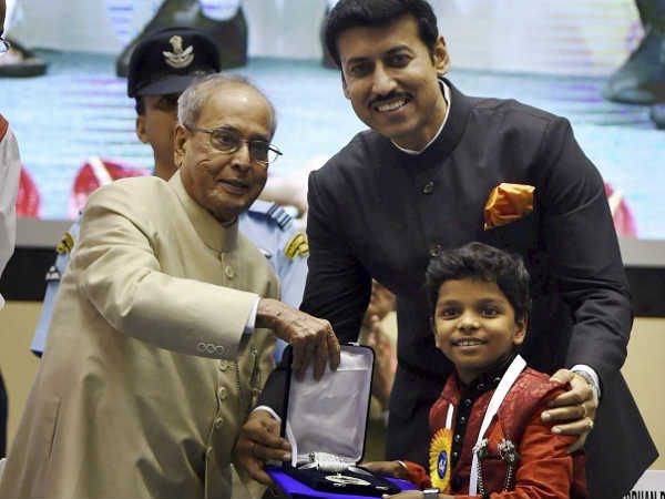 അവാർഡുകൾ 