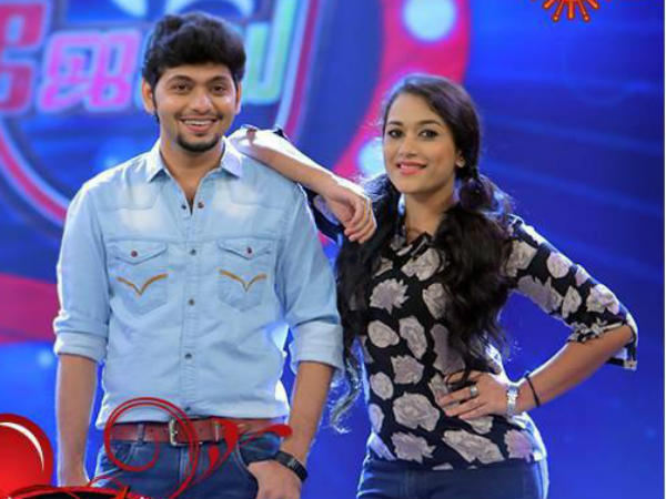 കണ്ണീരുമായി വേദിയും സദസ്സും