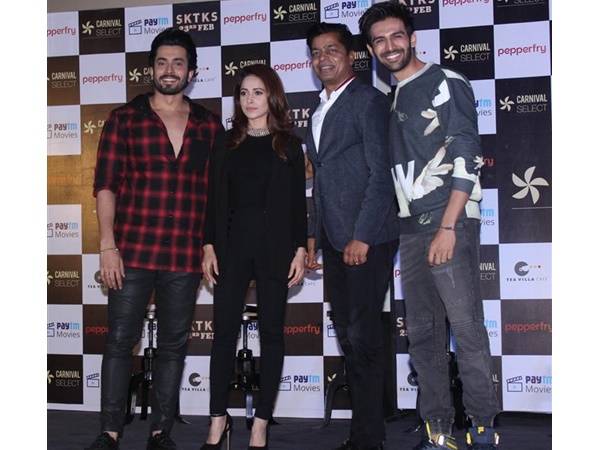 ഗാനങ്ങൾ സന്ദർഭത്തിനു യോചിക്കുന്ന തരത്തിൽ തന്നെയുള്ളതാണ്