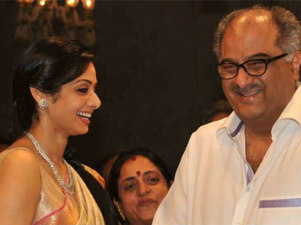  ബോണി കപൂറിനെ തള്ളി ഹോട്ടൽ സ്റ്റാഫ്