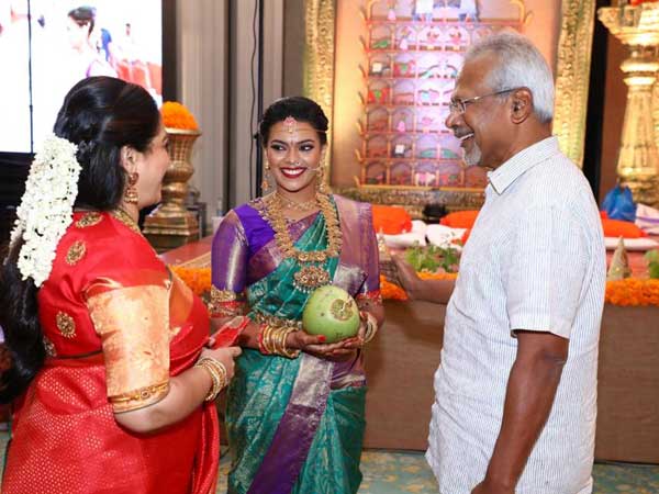  കാര്‍ത്തിക്കൊപ്പം