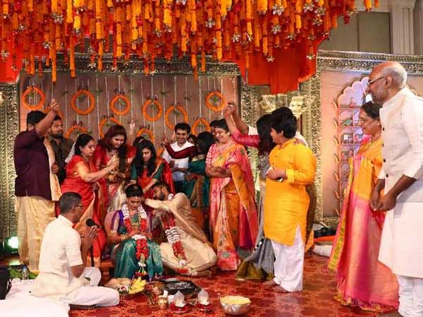 ചിത്രങ്ങള്‍ വൈറലാവുന്നു