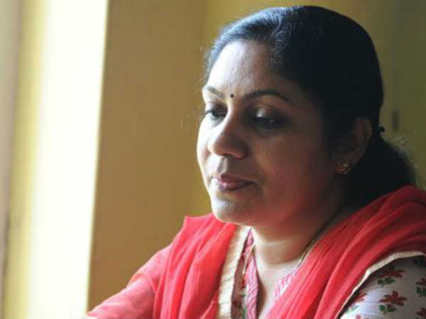 മദ്യം വാങ്ങാൻ ഒപ്പം പോയിട്ടുണ്ട്